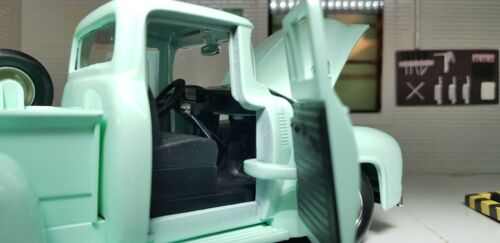 Ford 1955 F100 Pick-up 79341 Motormax 1:24