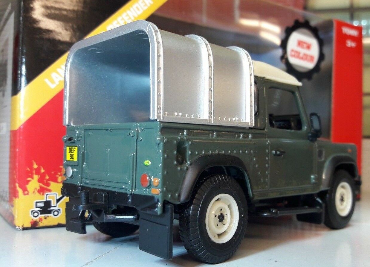 Land Rover Defender TDi TD5 90 Ifor Williams Back Britains  1:32