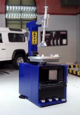 Scale Model Tyre Fitting Repair Garage Changing Machine Diorama 1:24