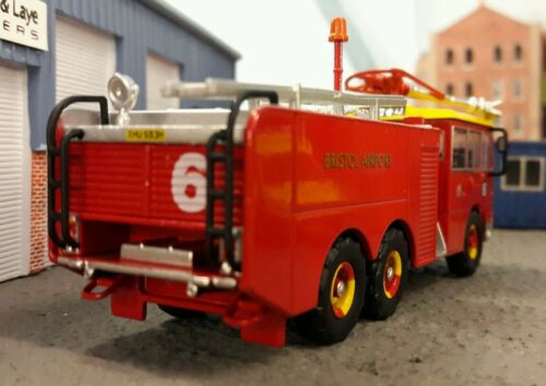 1:76 Thornycroft Nubian Model Airport Airfield Crash Rescue Fire Engine Bristol