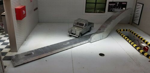 Land Rover Series 1 86 88 107 109 Galvanised Tailgate Tailboard Hinges 302753