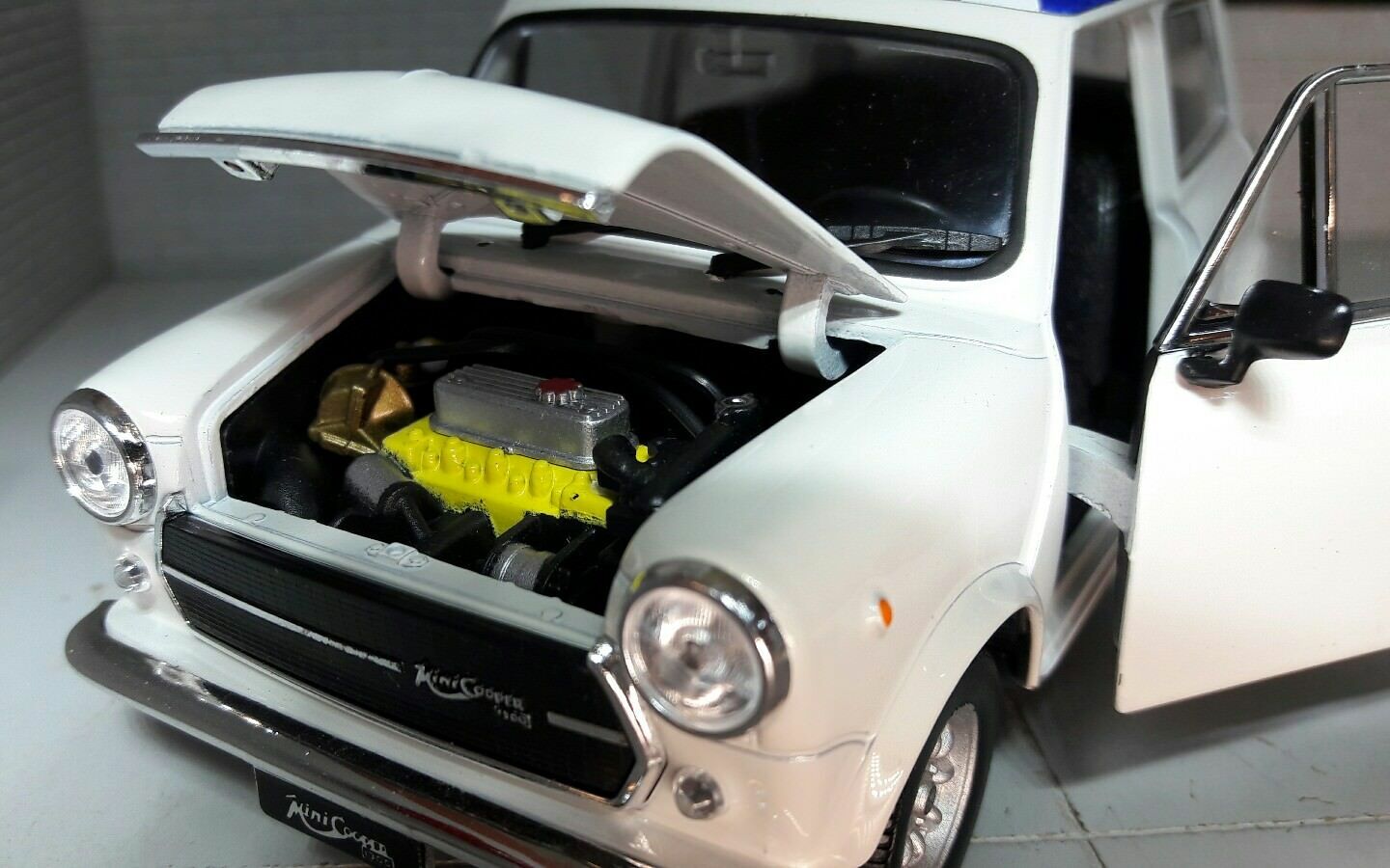 Austin Rover Mini Cooper 22496 Welly 1:24