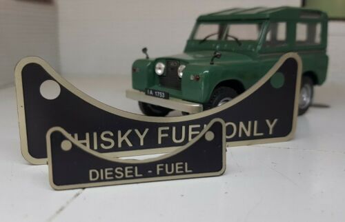 Toylander Land Rover Series 2a Échelle 3 1/2 Insigne de remplissage de carburant de fusée en métal gravé