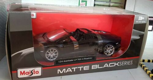 Lamborghini Aventador Roadster 31504 Maisto 1:24