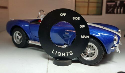 Classic Kit Auto-Scheinwerfer-Scheinwerferschalter, Metalllasche, Kragenabzeichen, Aufkleber