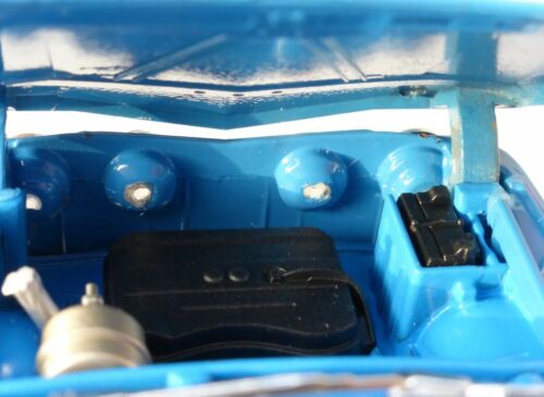 Renault 1964 R8 Gordini Welly 24015 1:24