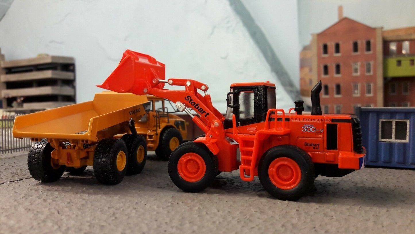 Stobart Digger Doosan Daewoo Mega 300-V Railway Quarry Loader 1:76 OO/00 Model