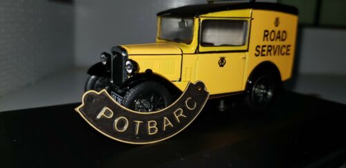 Gumdrop Austin 12 POTBARC Secret Switches Comedy Vintage Car Metal Switch Badge