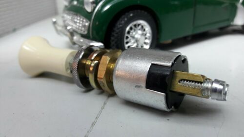 Lucas Type SPB104 PS7 Dash Pull Switch Cream Ivory Knob