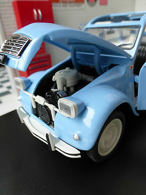 Citroen 1976 2CV 2CV4 1:24