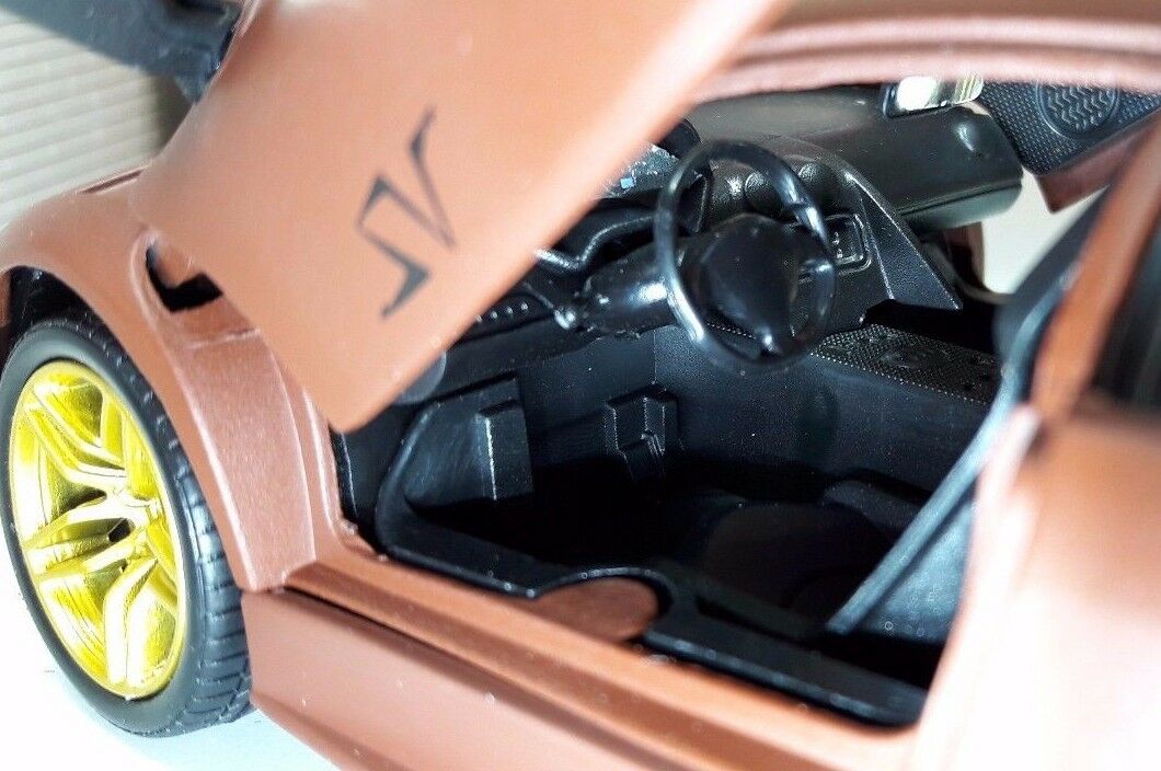 Lamborghini 2010 Murcielago LP670-4 SV satin series 79503 Motormax 1:24