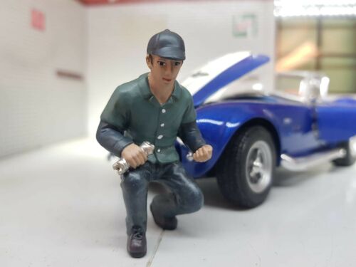 Mechaniker Lucas Figur Show Garage Workshop 77727 Maßstab 1:24