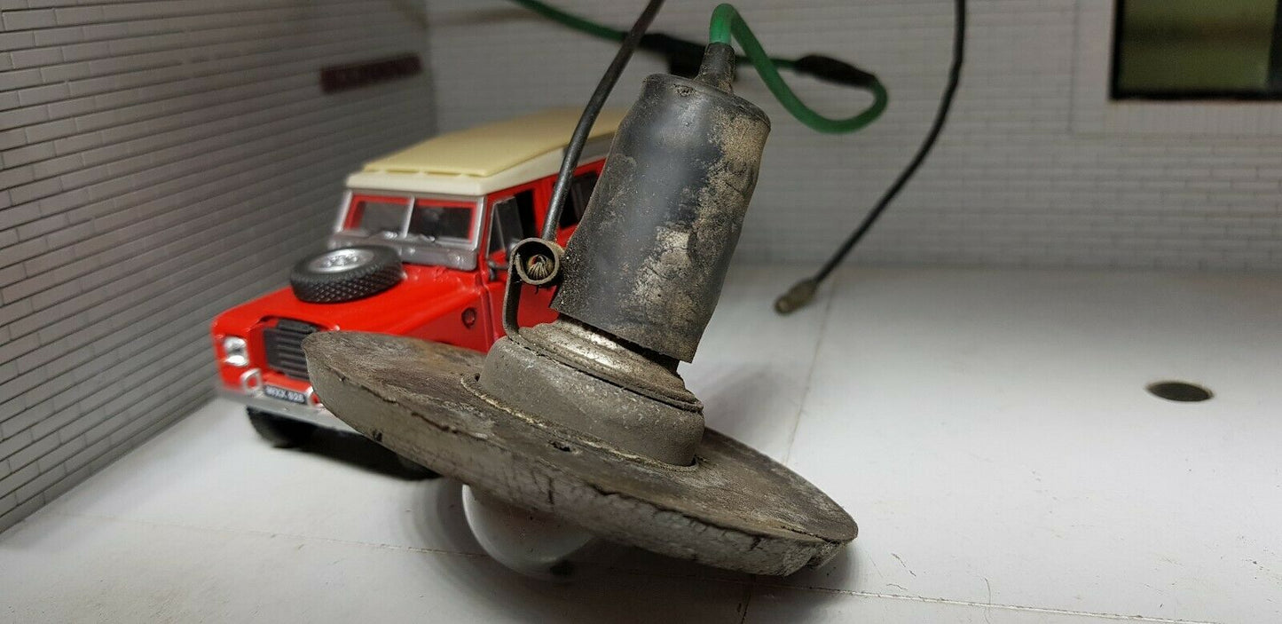 Lucas L760/L761 Brake Tail Light Twin Outlet Rubber Boot Land Rover Series 2a 3