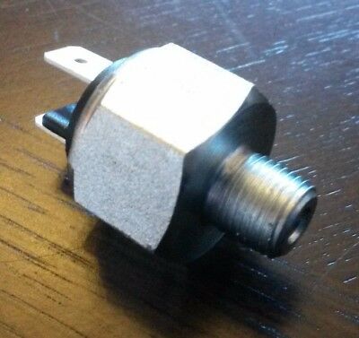 SMB423 hydraulischer Bremslichtschalter 502097