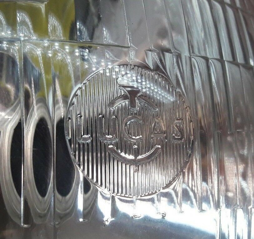 Phare de véhicule classique Lucas F700P