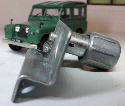 Land Rover Series 1 86 88 109 2 2a Right Hand Handle Door Lock Button 345435