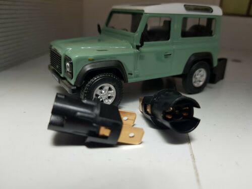 Land Rover Defender Instrument Gauge Warning Light T10 Bulb Holder x2 YAJ100390