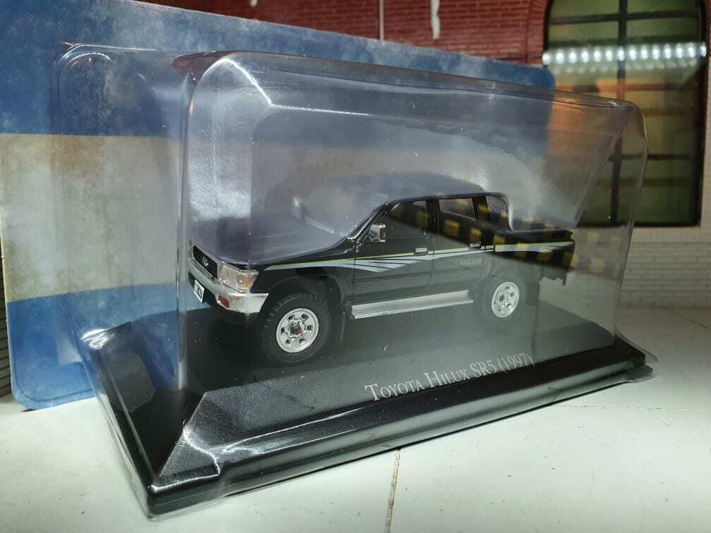Toyota Hilux SR5 Double Cab Pickup 1997 Black Demag 1:43