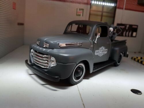 Ford F1 1948 & Harley Davidson WLA Motorbike Set Maisto 1:24