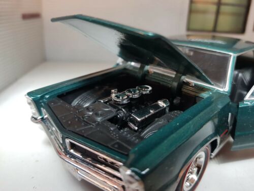 Pontiac 1965 GTO 22092 Welly 1:24
