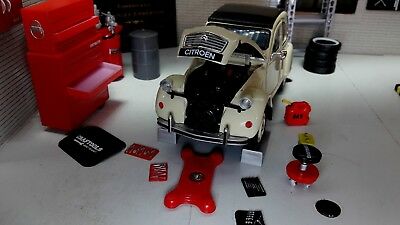 Workshop Compressor Cabinet Tools Accessories Diorama Set Kit 1:24