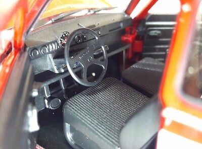 Trabant 1964 601 Feuerwehr 24037 Welly 1:24