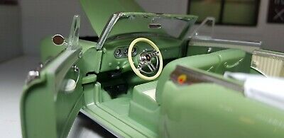 Packard 1953 Caribbean Open Convertible 24016  Welly 1:24