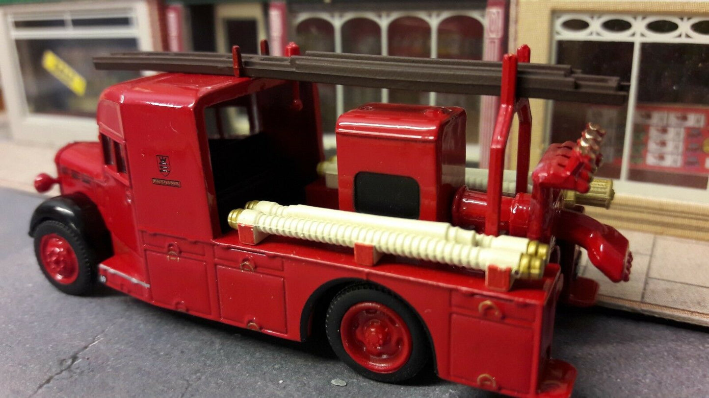 Bedford WLG Middlesex Brigade Heavy Fire Engine Oxford Atlas 1:76