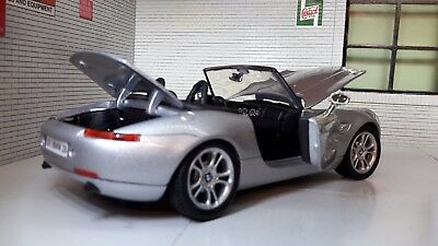 BMW 1999 Z8 Z07 Argent BMW MUSEUM Cabrio 73257 Motormax 1:24