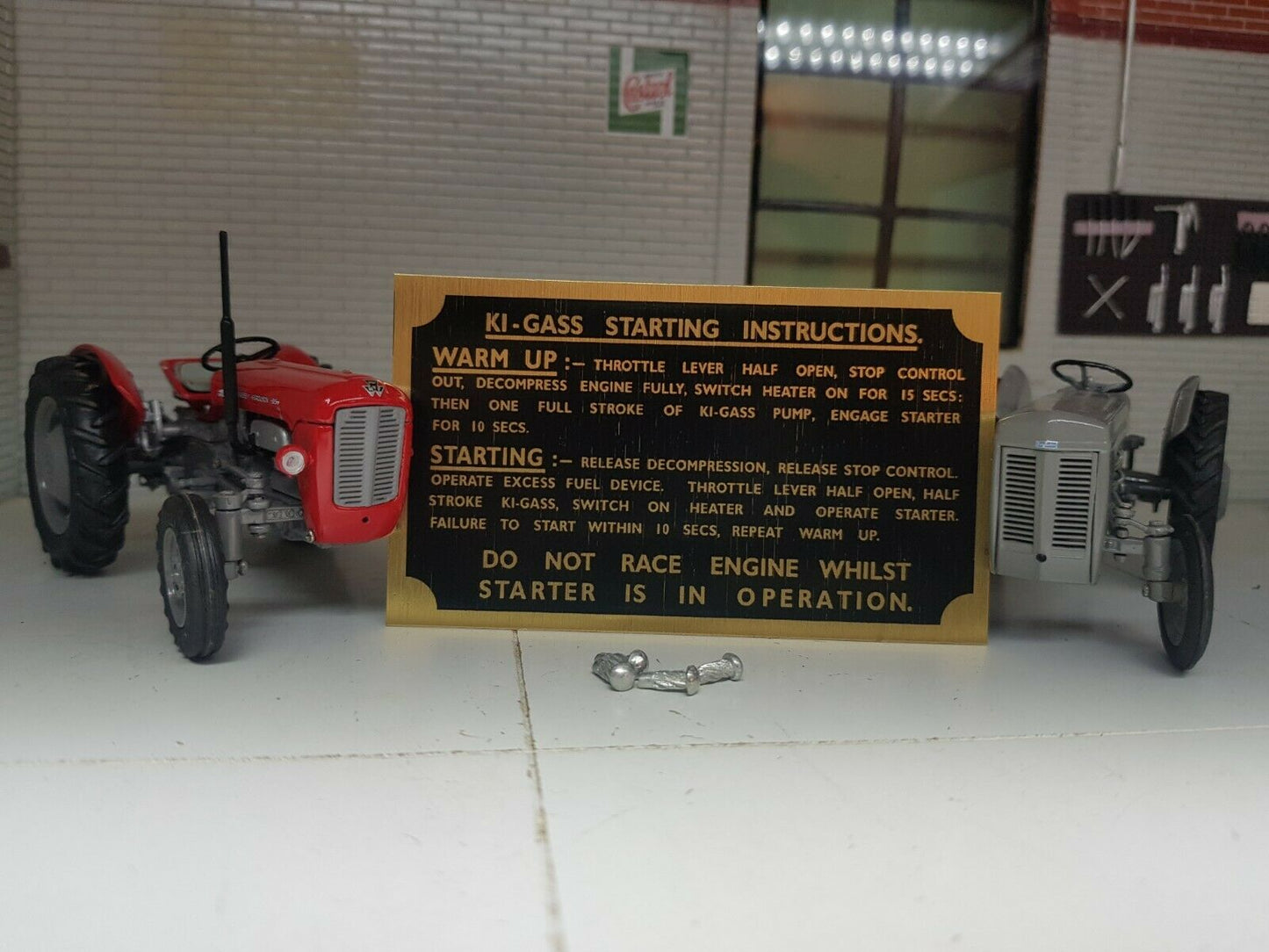 Massey Ferguson MF35 35 FE35 Ki-Gass Tractor Starting Instruction Plate & Rivets