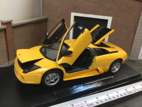 Lamborghini Murcielago 1:18 Scale Model Yellow Die Cast Welly Nex 12517 New