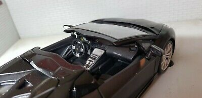 Lamborghini Aventador Satin / Matt Black LP700-4 Roadster 31504 Maisto 1:24