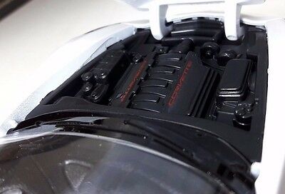 Chevrolet 2014 Corvette Stingray C7 31505 Maisto 1:24