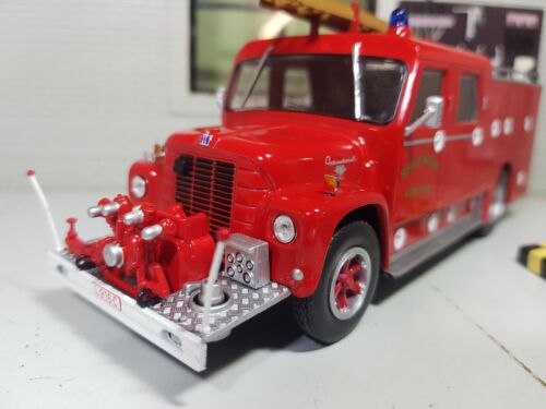 International Loadstar Fire Engine Tender 1972 Atlas 1:43