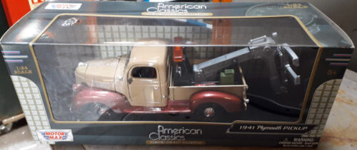 Plymouth 1941 Wrecker Tow Recovery Truck Pickup Truck Motormax 1:24