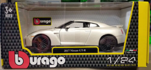 Nissan 2017 GT-R R35 21082 Bburago 1:24