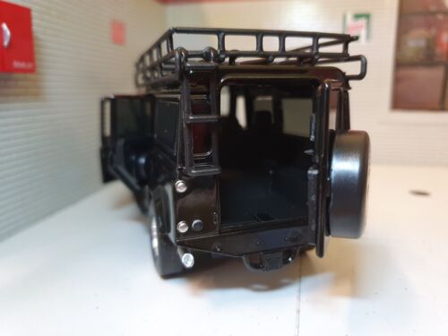 Land Rover Defender TDCi 110 32105010 Tayumo 1:32