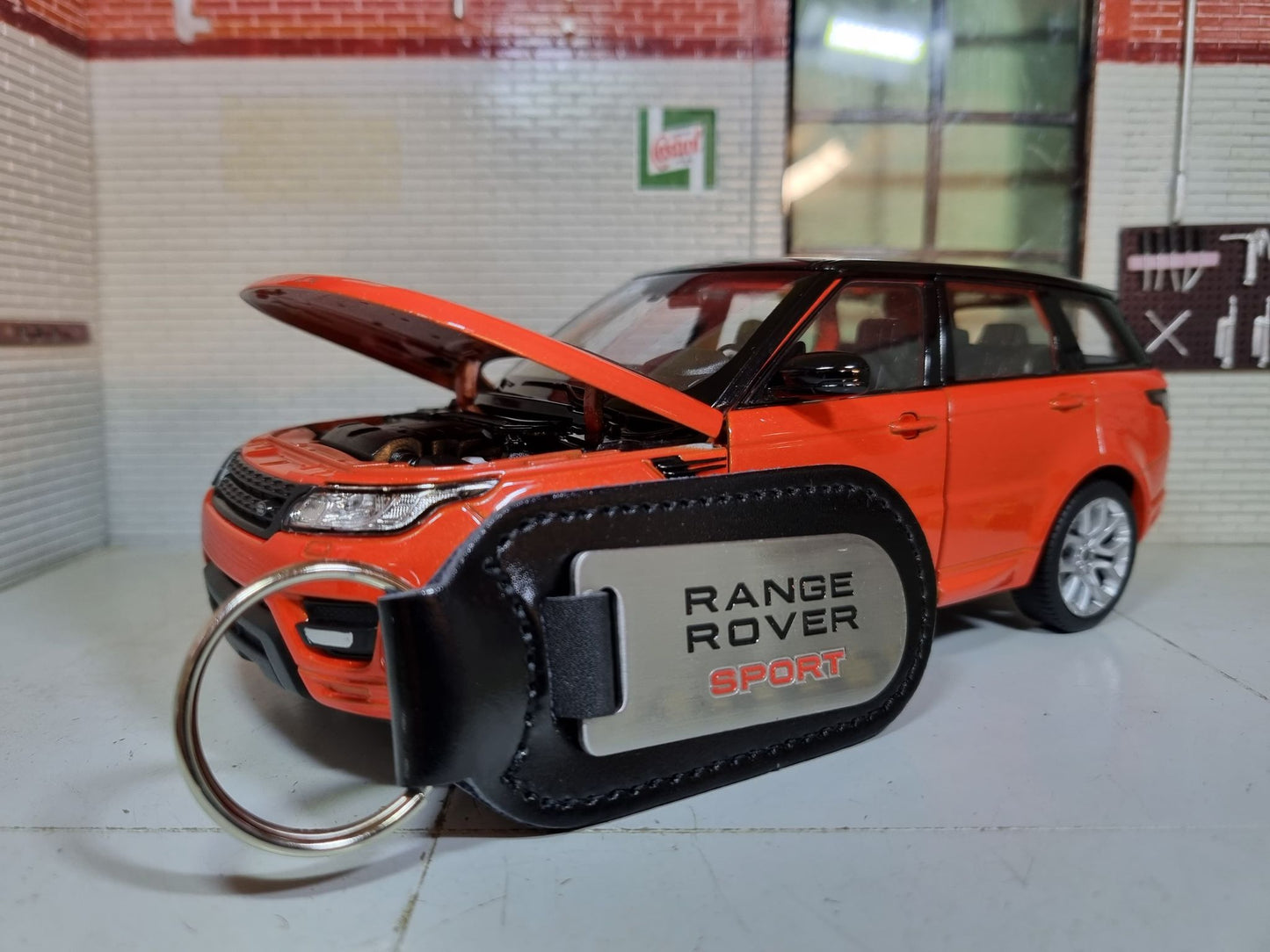 Range Rover Sport Quality Enamel Brushed Aluminium Leather Key Ring