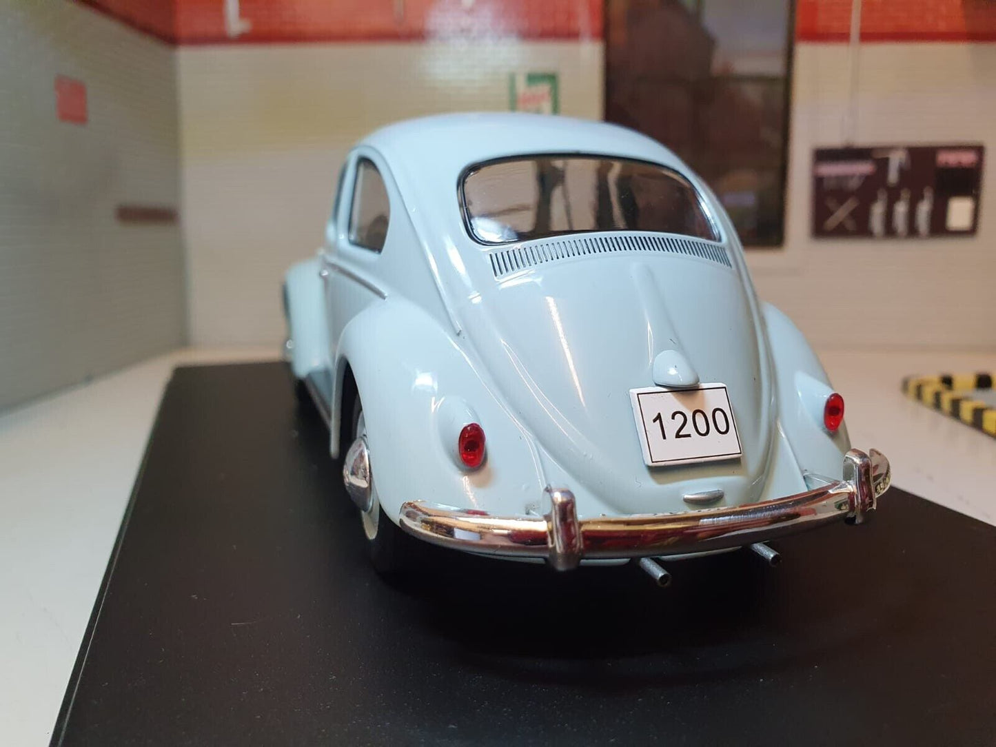 Volkswagen 1960 Coccinelle 124055 Whitebox 1:24