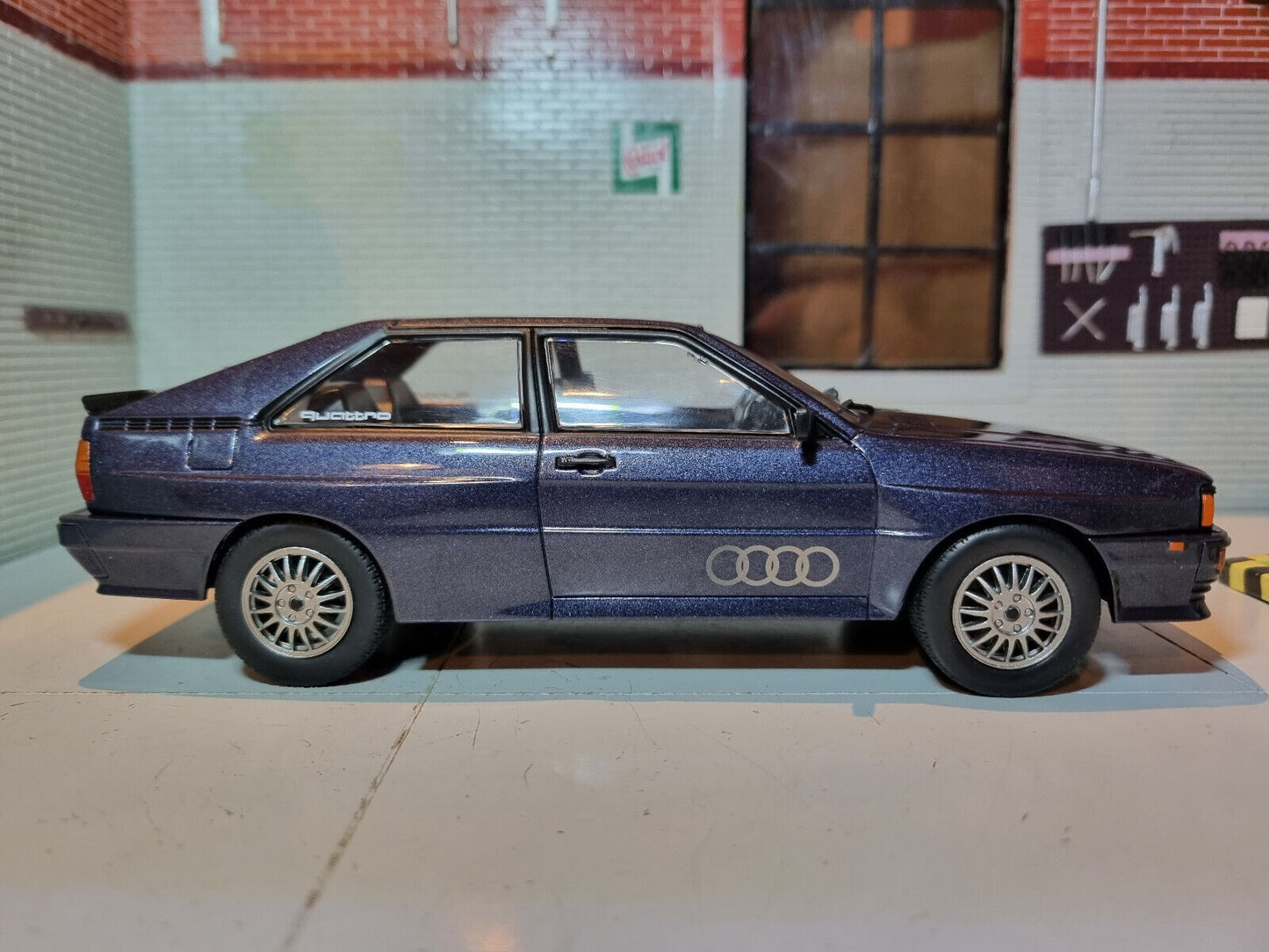 Audi 1981 Quattro 124102 Boîte blanche 1:24