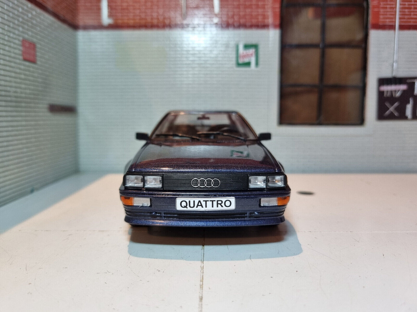 Audi 1981 Quattro 124102 Boîte blanche 1:24