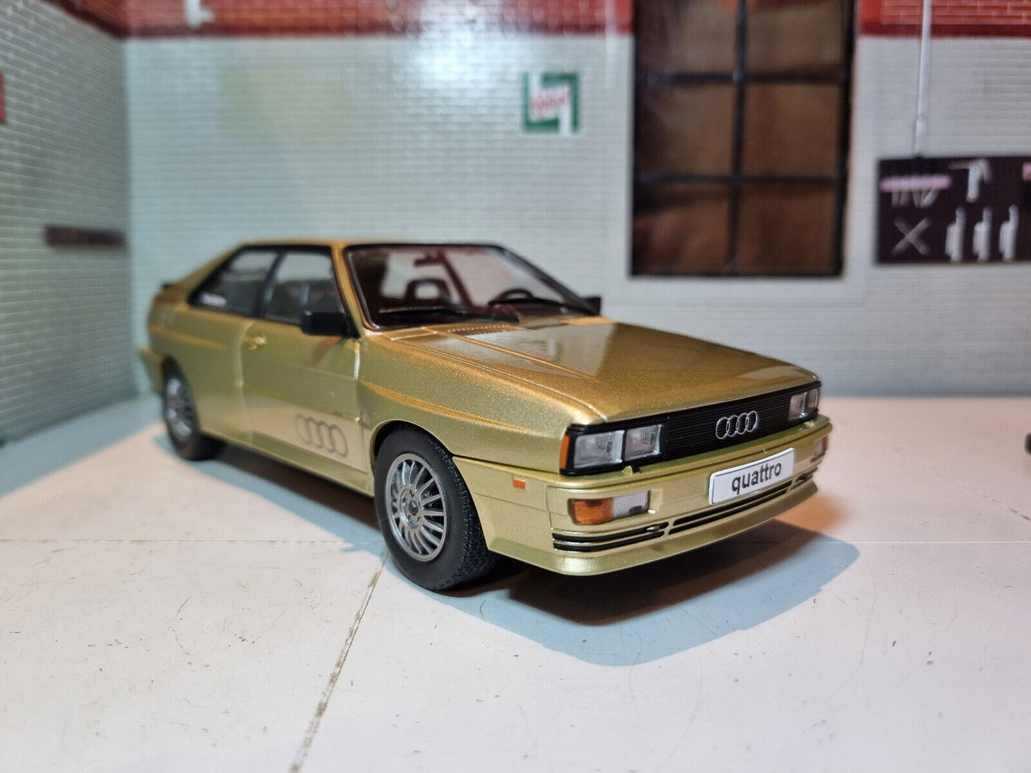Audi 1981 Quattro 134126 Boîte blanche 1:24