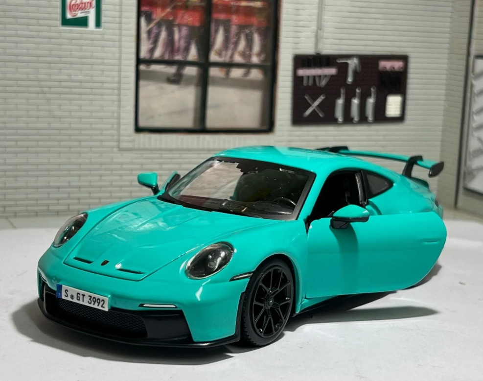 Porsche 911 GT3 18-21104 Bburago 1:24