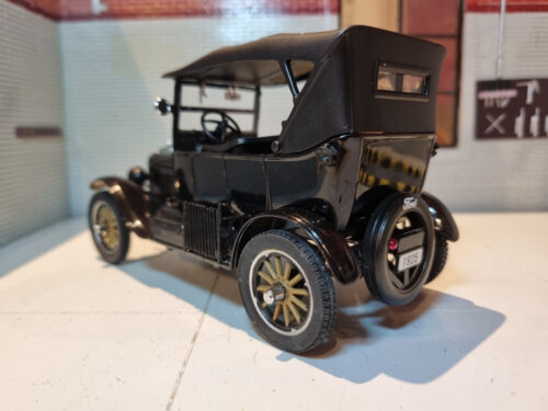Ford 1925 Modèle T Touring #1903 Sunstar 1:24