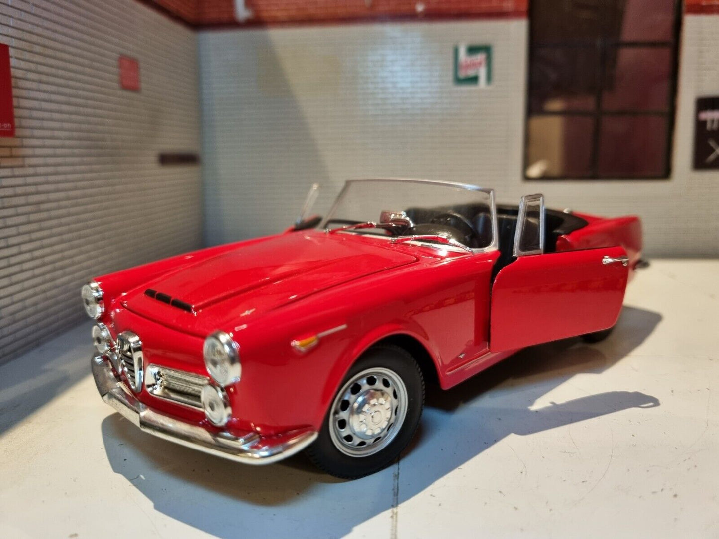 Alfa Romeo 1960 Spider 24003 Welly 1:24