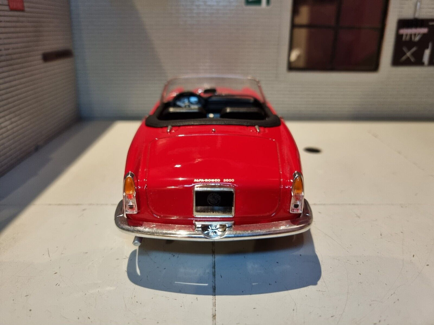 Alfa Romeo 1960 Spider 24003 Welly 1:24