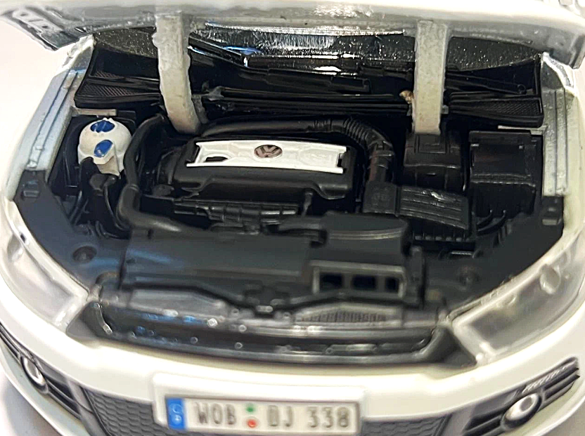 Volkswagen 2015 Scirocco 24007 Welly 1:24