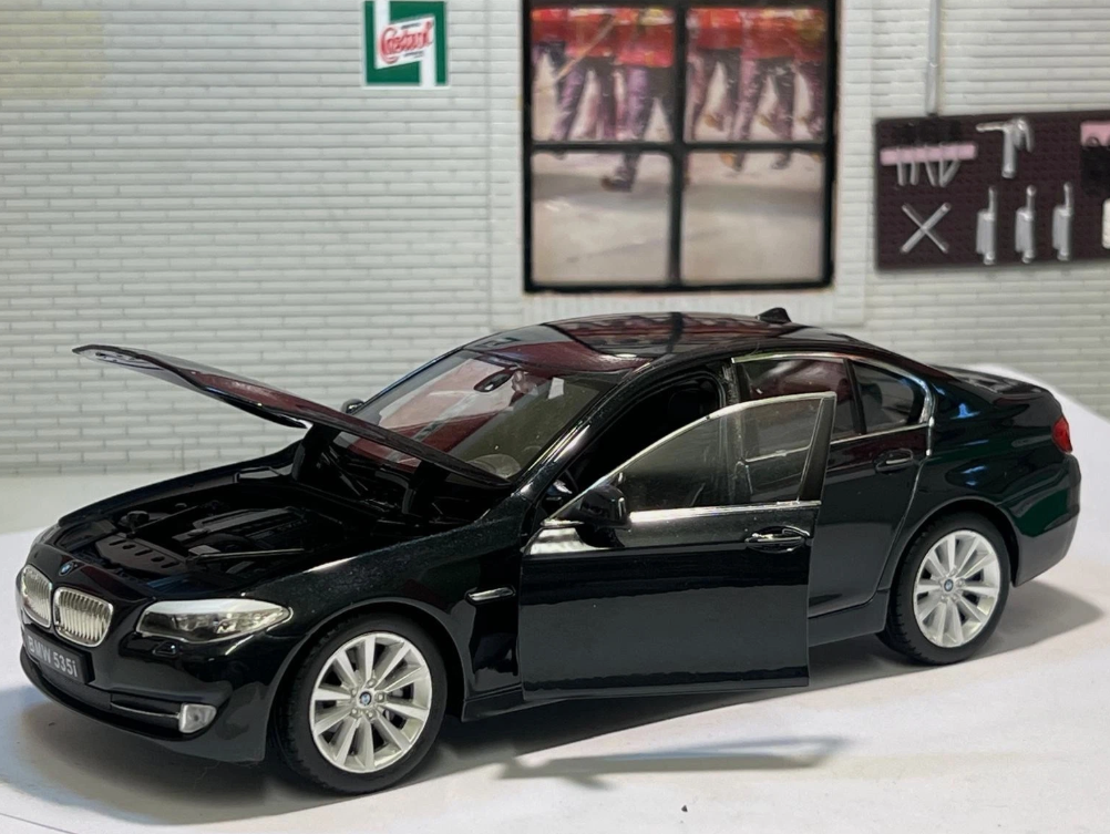 BMW Série 5 535i F10 Berline 24026 Welly 1:24