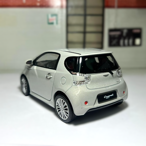 Aston Martin 2011 Cygnet 24028 Welly 1:24