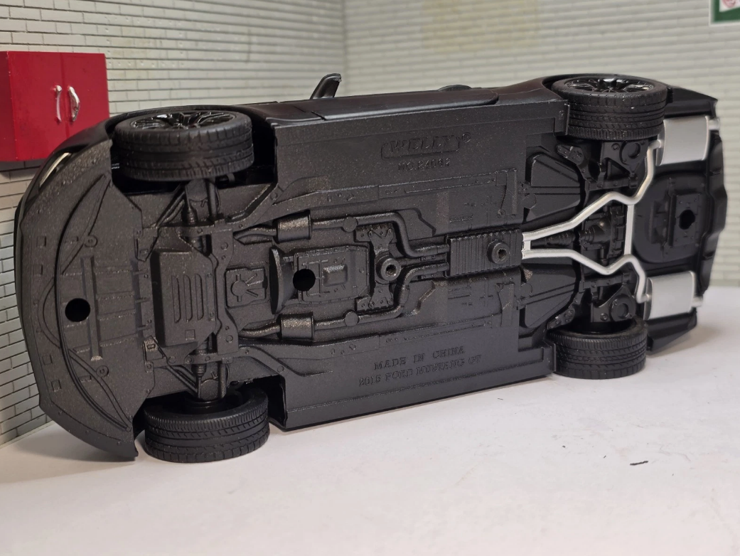 Ford 2015 Mustang GT 24062 Welly 1:24